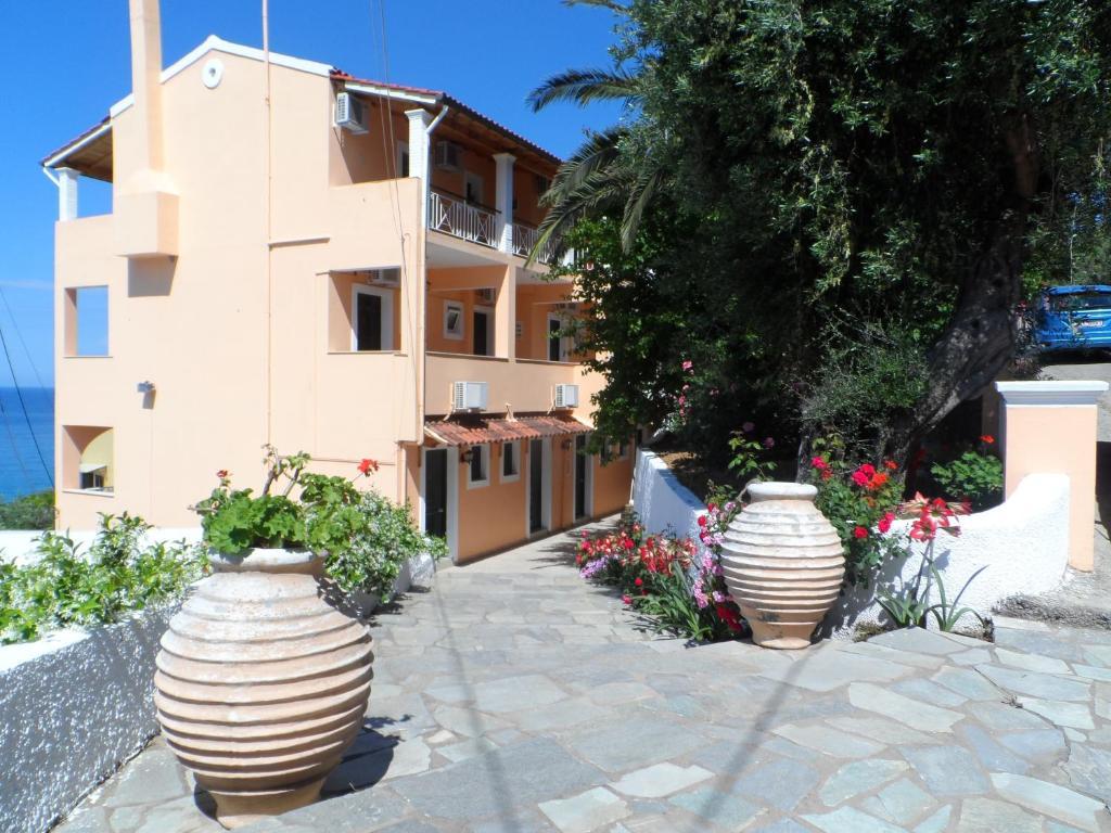 Lido Sofia Holidays Aparthotel Agios Gordios (Corfu)